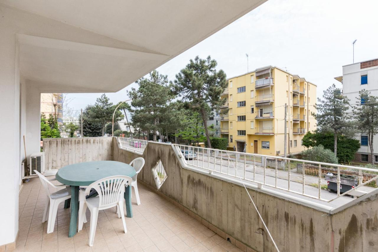 Sirena Residence Llido Degli Estensi Buitenkant foto